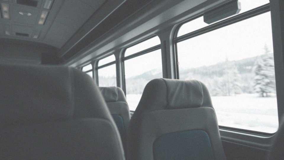 Jakie są rodzaje miejsc dostępnych w autobusach w Białce Tatrzańskiej?
