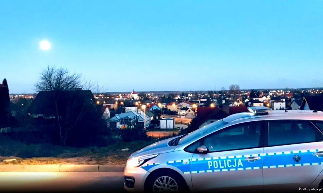 Uwaga na niebezpieczeństwa w sieci podczas świątecznego okresu